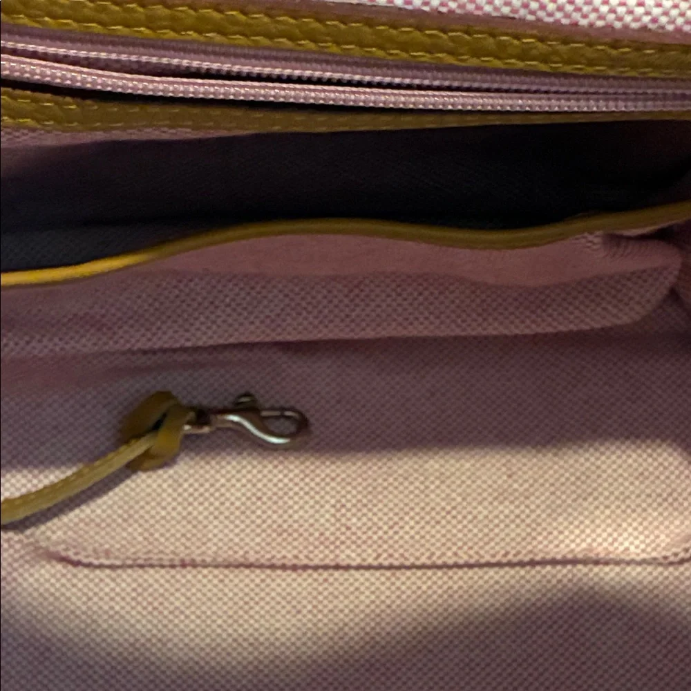 🆕 Dooney & Bourke Leather Shoulder Bag - Excellent Used Condition